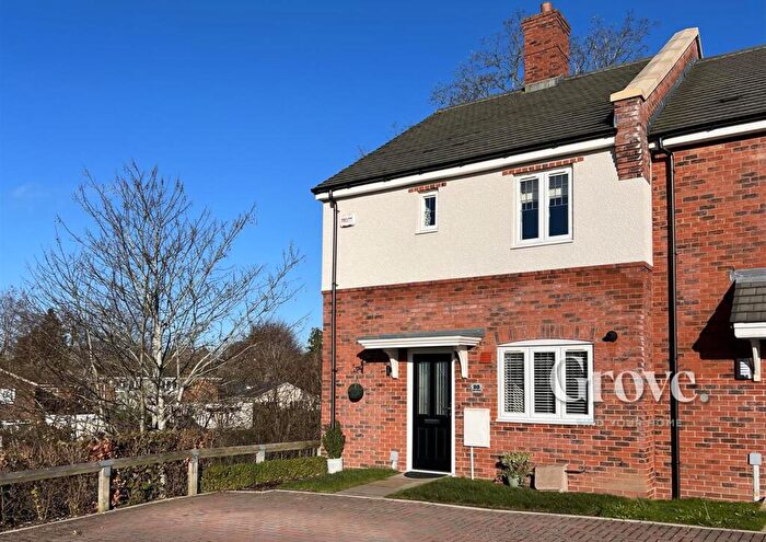 3 Bedroom End Of Terrace House For Sale In Jade Drive, Hagley, DY9