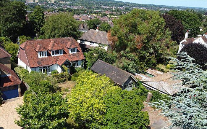 4 Bedroom Detached House For Sale In Greenhill Way, Farnham, Surrey, GU9
