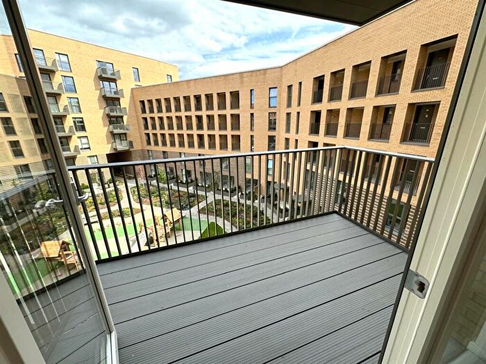 2 Bedroom Apartment To Rent In Shearwater Drive, Hendon Waterside, West Hendon, NW9