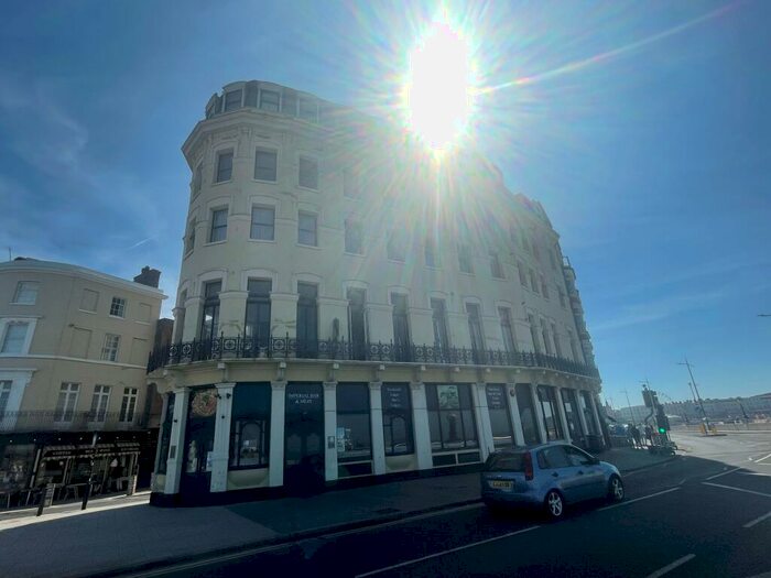 2 Bedroom Flat To Rent In The Parade, Margate, CT9