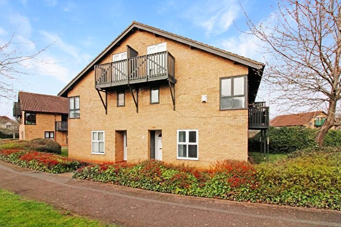 1 Bedroom Studio To Rent In Studley Knapp, Walnut Tree, Milton Keynes, Buckinghamshire, MK7