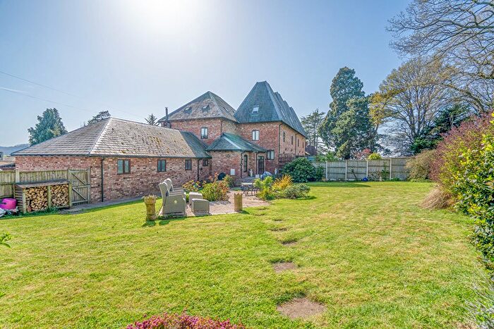 5 Bedroom Barn Conversion For Sale In Lowe Court, Stockton On Teme, WR6