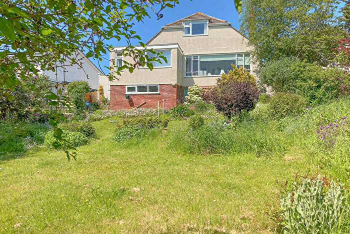 4 Bedroom Detached House To Rent In Hillside Road, Bleadon, BS24