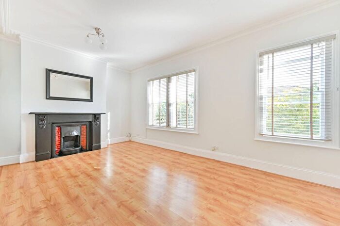2 Bedroom Flat To Rent In Fernhead Road, Maida Vale, London, W9