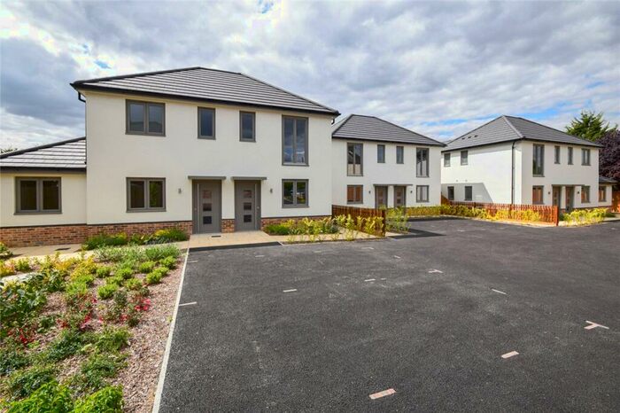 3 Bedroom Semi-Detached House To Rent In Mansfield Way, Cambridge, Cambridgeshire, CB5