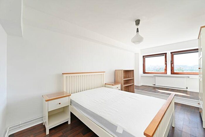 3 Bedroom Apartment To Rent In Rubens Row, Sheffield, S2