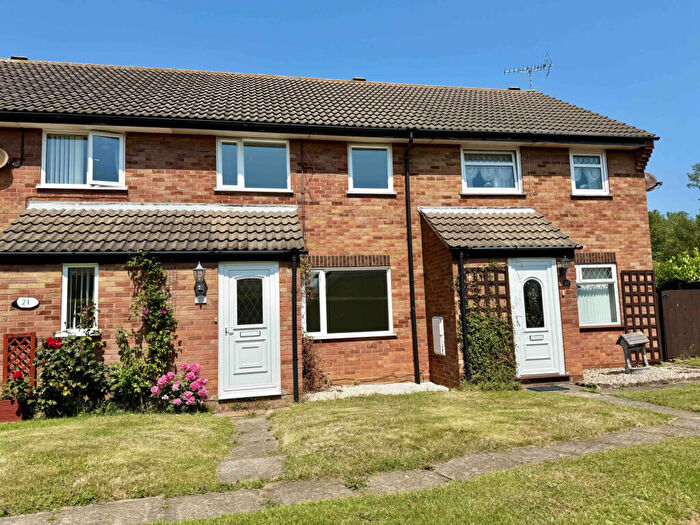 3 Bedroom Terraced House For Sale In Kentford Road, Felixstowe, IP11