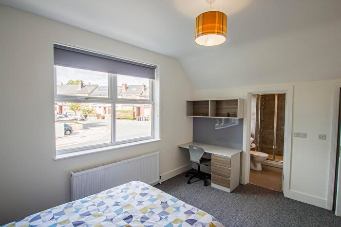 5 Bedroom House To Rent In Charlotte Road, Sheffield, S2