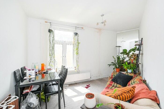 1 Bedroom Flat To Rent In Argyle Street, London, WC1H