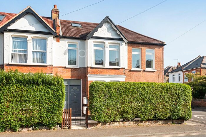 3 Bedroom Flat For Sale In Norfolk Road, Colliers Wood, London, SW19