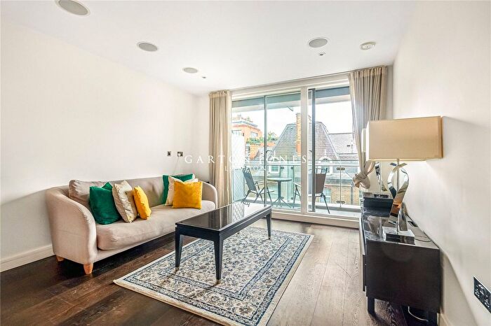 2 Bedroom Flat For Sale In Moore House, Grosvenor Waterside, Gatliff Road, London, SW1W
