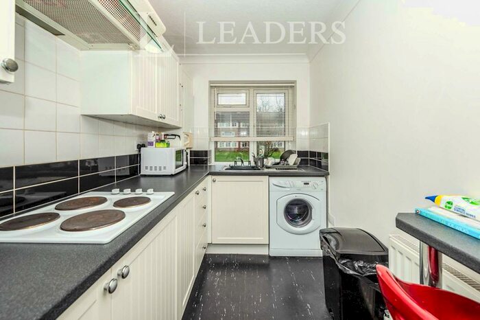1 Bedroom Apartment To Rent In Hughenden Road, AL4