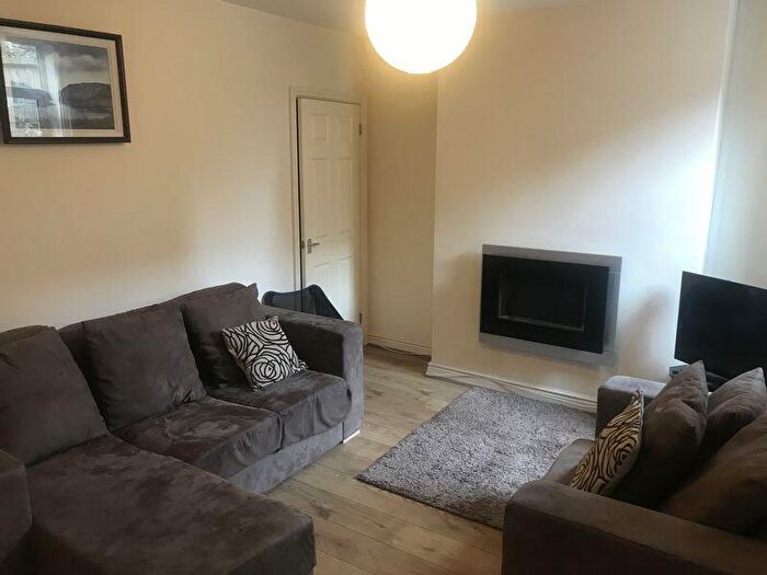 3 Bedroom Terraced House To Rent In Maple Grove, Liverpool, L8