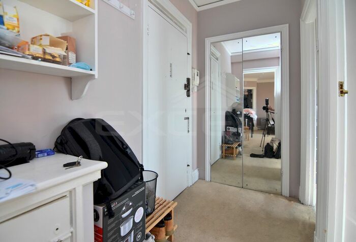 Studio To Rent In Chatsworth Court, Pembroke Road, Kensington, W8