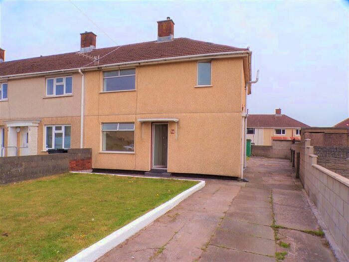 3 Bedroom Semi-Detached House To Rent In Southcross Road, Sandfields, Port Talbot, SA12