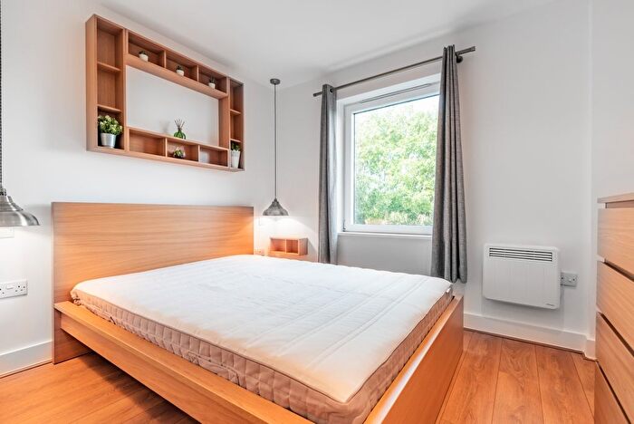 1 Bedroom Flat To Rent In Tiltman Place, Holloway, London, N7