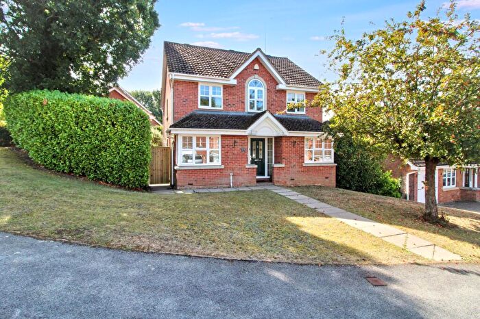 4 Bedroom House For Sale In Badger Way, Hazlemere, HP15