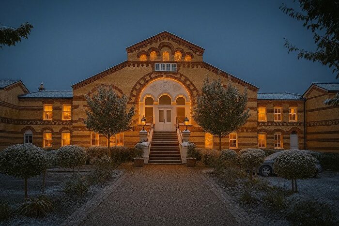 3 Bedroom Flat For Sale In Southdowns Park, Haywards Heath, RH16