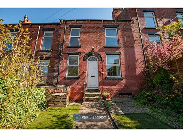 2 Bedroom Terraced House To Rent In Wharfedale Avenue, Leeds, LS7