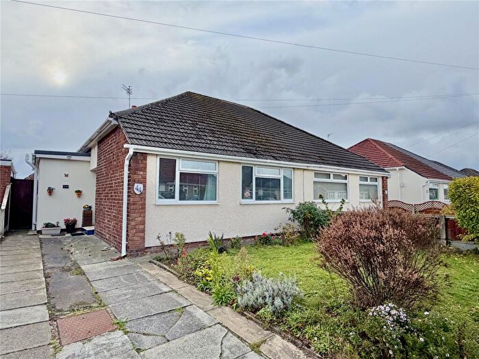 2 Bedroom Bungalow For Sale In Halifax Crescent, Thornton, Sefton, Liverpool, L23