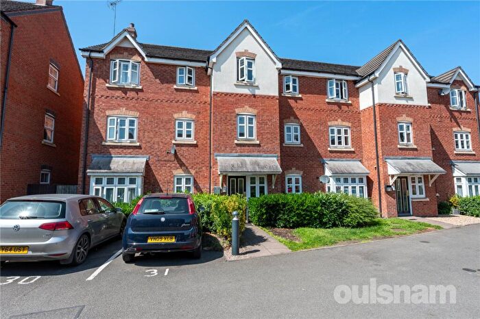 2 Bedroom Apartment For Sale In Pitchcombe Close, Redditch, Worcestershire, B98