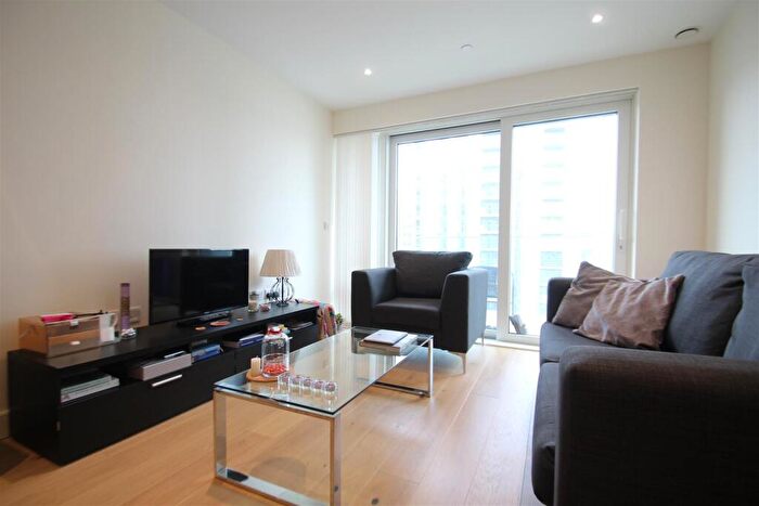 1 Bedroom Flat To Rent In Judde House, Duke Of Wellington Avenue, London, SE18