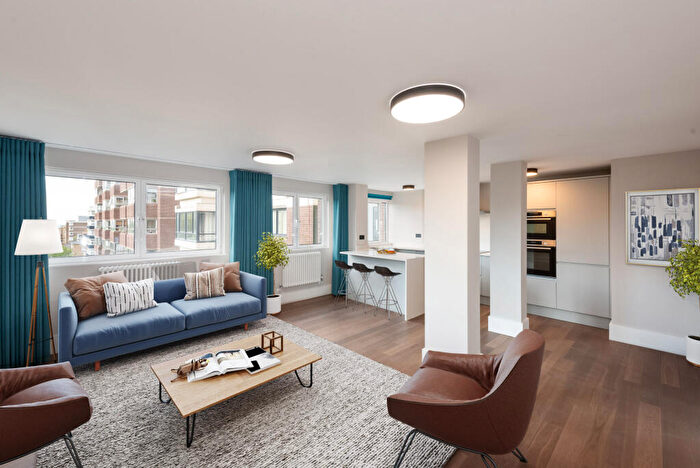 2 Bedroom Apartment To Rent In Eaton Manor, The Drive, East Sussex, BN3