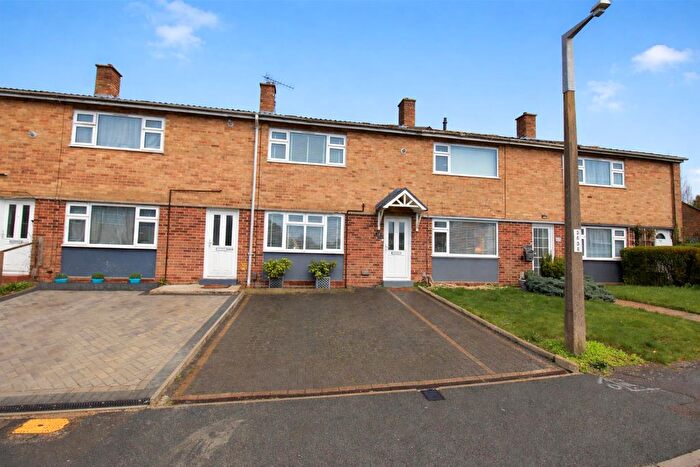 2 Bedroom Terraced House For Sale In Kingsland, Harlow, CM18