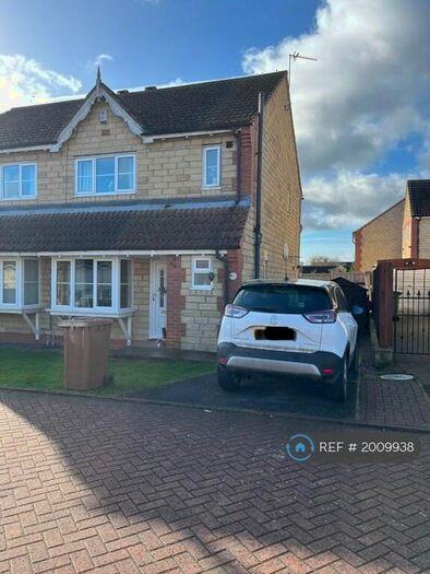 3 Bedroom Semi-Detached House To Rent In Old Rugby Park, Goole, DN14