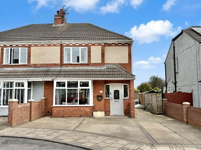 3 Bedroom Semi Detached House For Sale In Walker Avenue, Scartho, Grimsby, DN33
