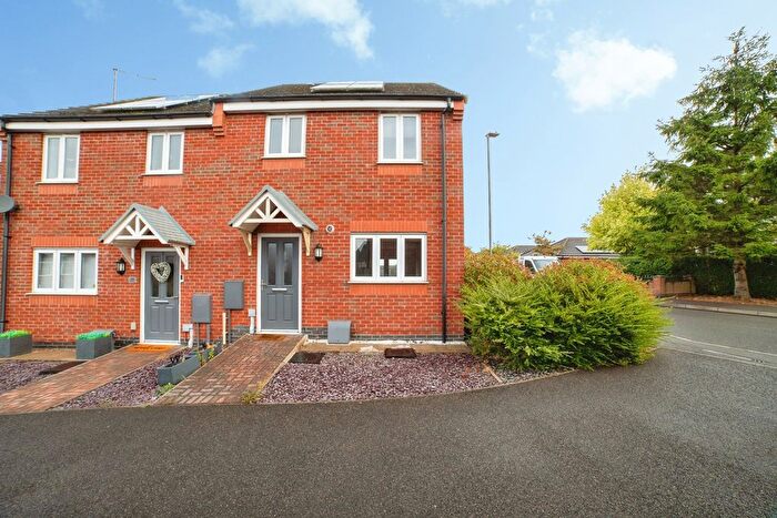 3 Bedroom Semi-Detached House For Sale In Brandon Walk, Sutton-In-Ashfield, Nottinghamshire, NG17