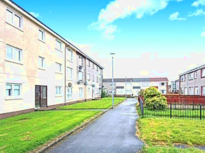 2 Bedroom Flat To Rent In Herald Way, Renfrew, PA4