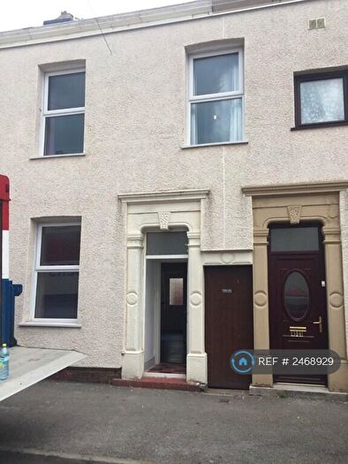 3 Bedroom Terraced House To Rent In Calverley Street, Preston, PR1