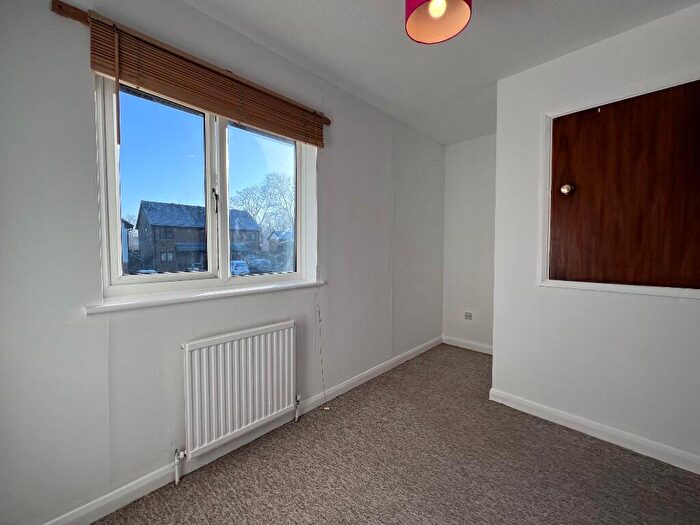 2 Bedroom Terraced House For Sale In Beaumont Grove, Aldershot, Hampshire, GU11
