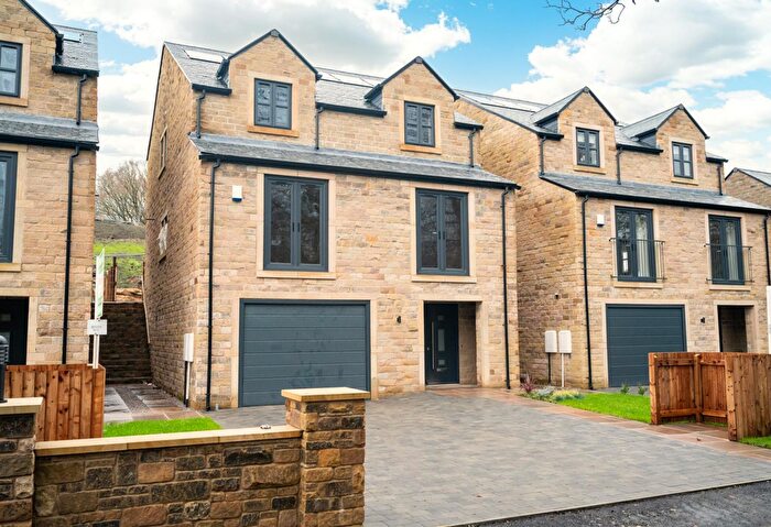 4 Bedroom Detached House For Sale In Station Road, Meltham, Holmfirth, HD9