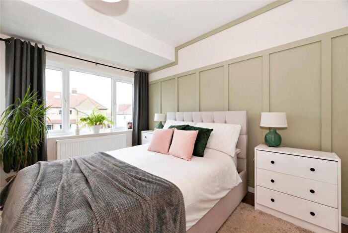 2 Bedroom Terraced House For Sale In Church Lane, Chessington, Surrey, KT9