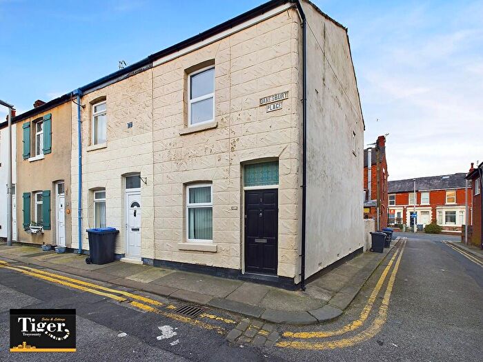 2 Bedroom End Of Terrace House To Rent In Danesbury Place, Blackpool, FY1