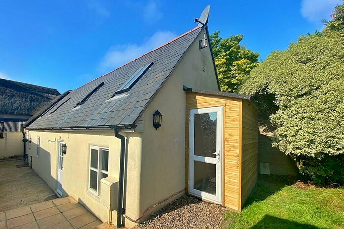 2 Bedroom Detached Bungalow To Rent In Bere Regis, BH20