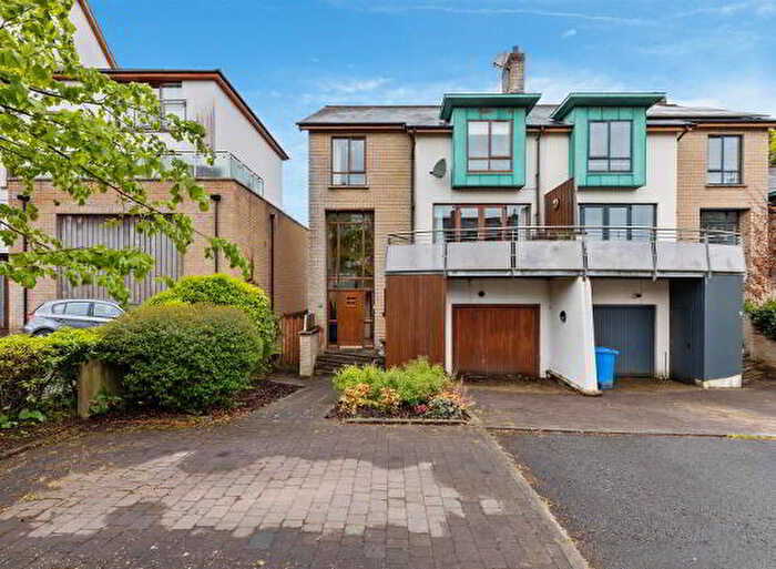 4 Bedroom TownHouse For Sale In Glen Park, Bangor, BT20