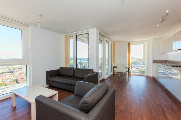 2 Bedroom Flat To Rent In Oslo Tower, Greenland Place, Surrey Quays, SE8