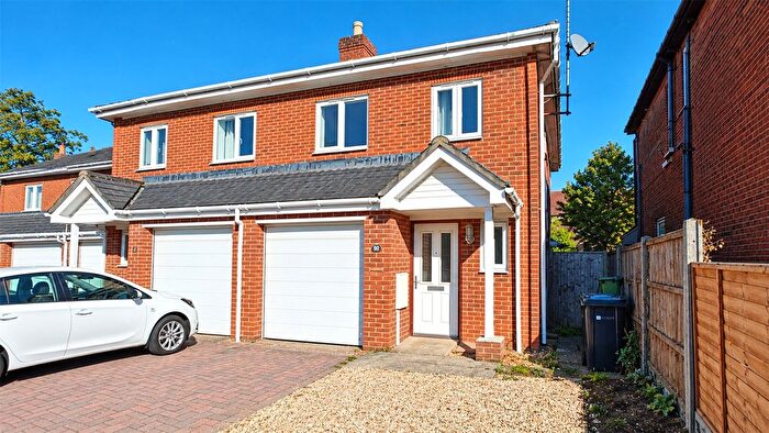 3 Bedroom Semi-Detached House To Rent In Josephs Road, Guildford, Surrey, GU1