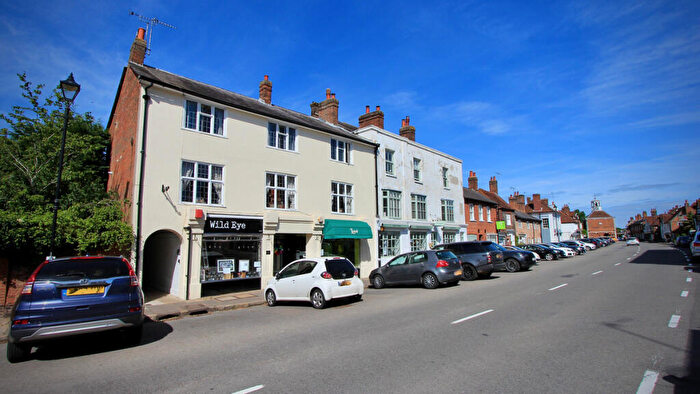 1 Bedroom Apartment To Rent In High Street, Amersham, HP7