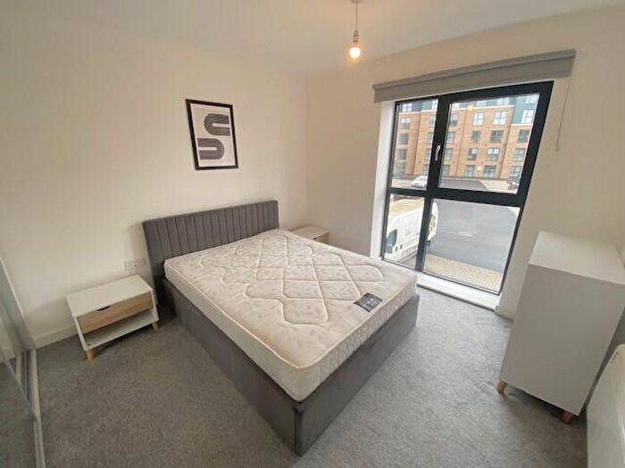 1 Bedroom Flat To Rent In Fox House, Derby, DE1