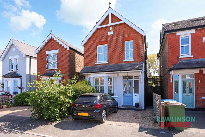 3 Bedroom Detached House For Sale In Langton Road, West Molesey, KT8