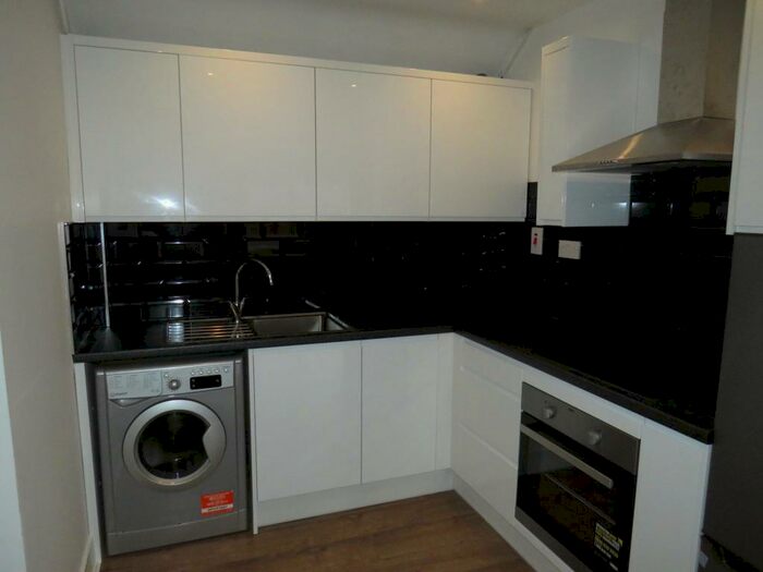 2 Bedroom Apartment To Rent In Kenilworth Road, Coventry, CV4