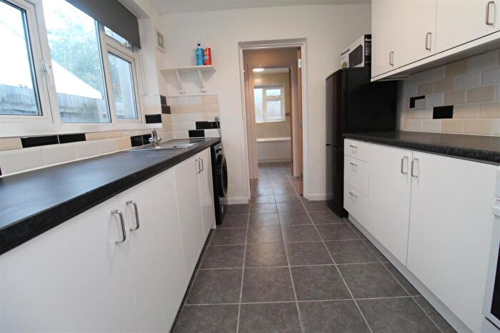 4 Bedroom House To Rent In Robert Street, Cathays, Cardiff, CF24