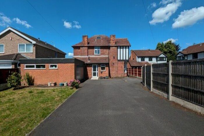 5 Bedroom Detached House To Rent In Cow Lane, Nottingham, NG9