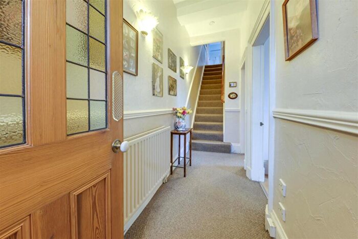 3 Bedroom End Of Terrace House For Sale In Haslingden Old Road, Rawtenstall, Rossendale, BB4