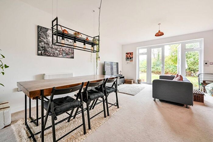 3 Bedroom Semi-Detached House To Rent In Victoria Mews, Chilworth, Guildford, GU4