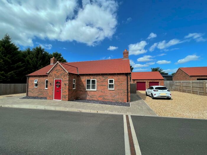 3 Bedroom Detached Bungalow For Sale In Linden Close, Hagworthingham, Spilsby, PE23